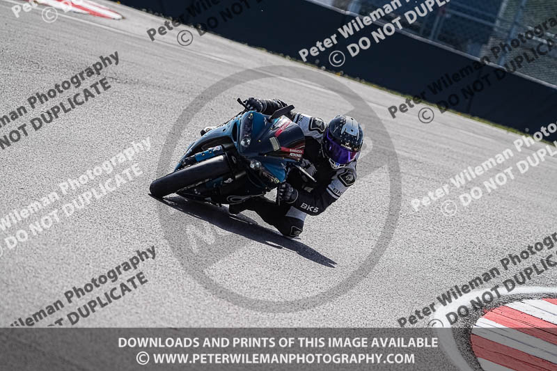 donington no limits trackday;donington park photographs;donington trackday photographs;no limits trackdays;peter wileman photography;trackday digital images;trackday photos